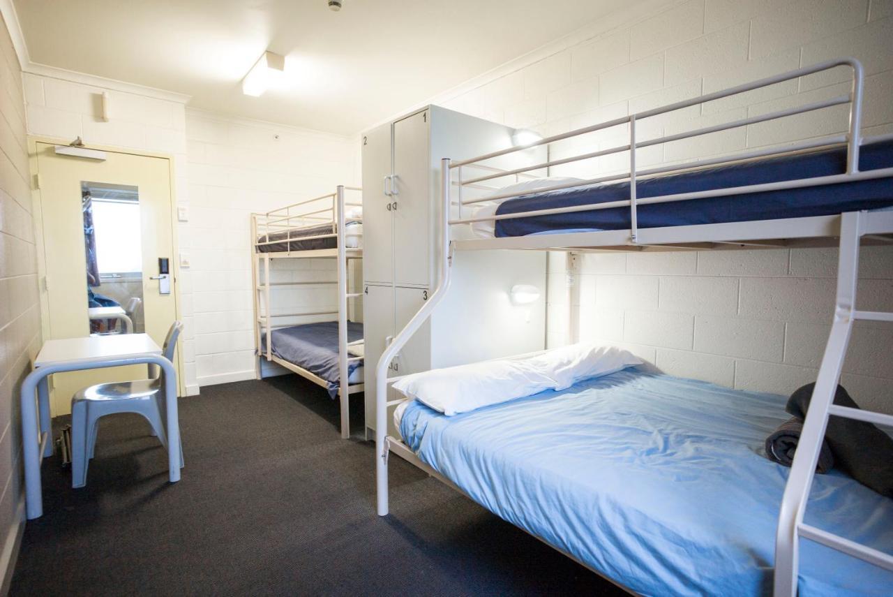 Melbourne Metro Yha — Photos 1